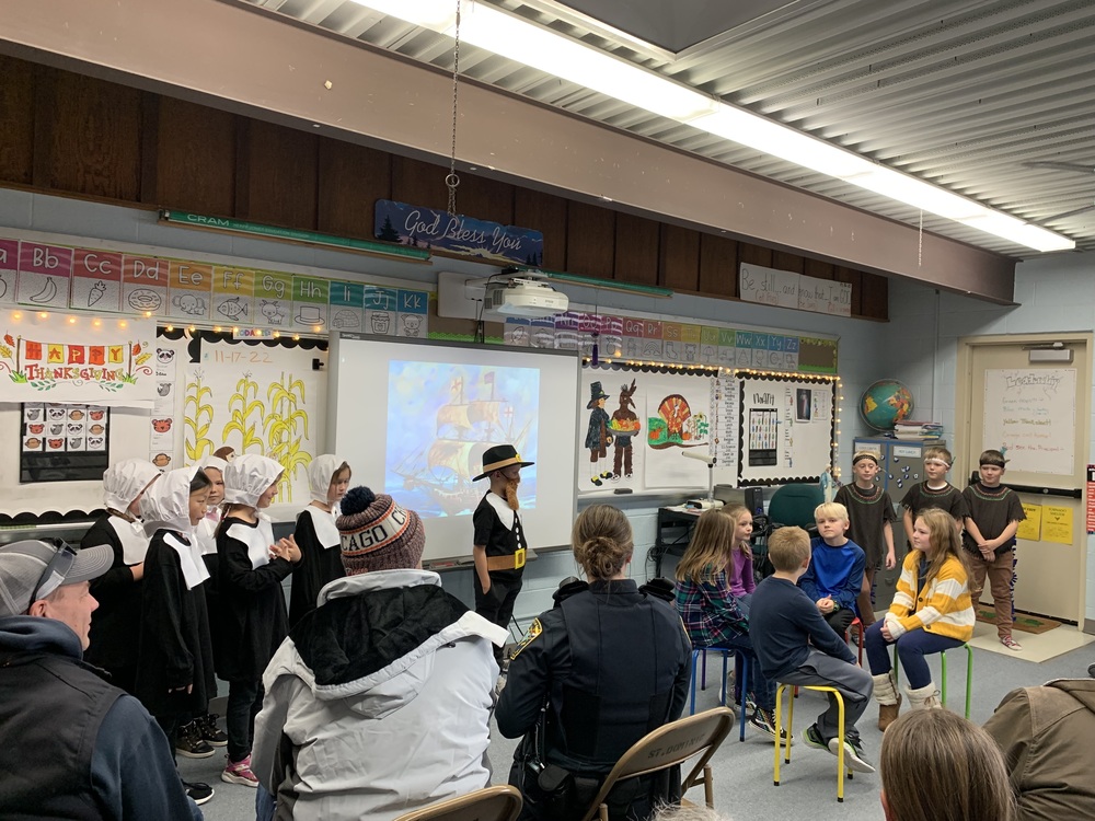 Second Grade performs a Thanksgiving Play